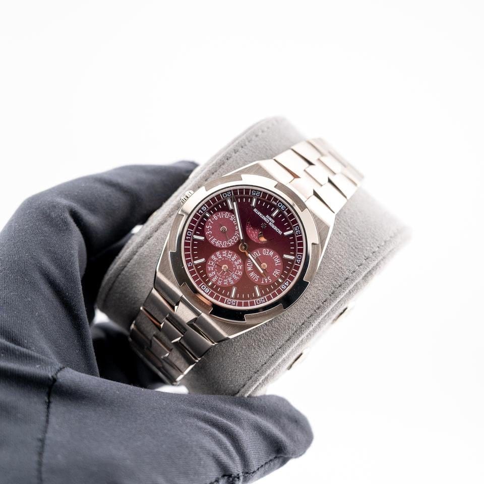 Vacheron Constantin Perpetual Calendar Ultra thin Burgundy-lacquered dial White Gold