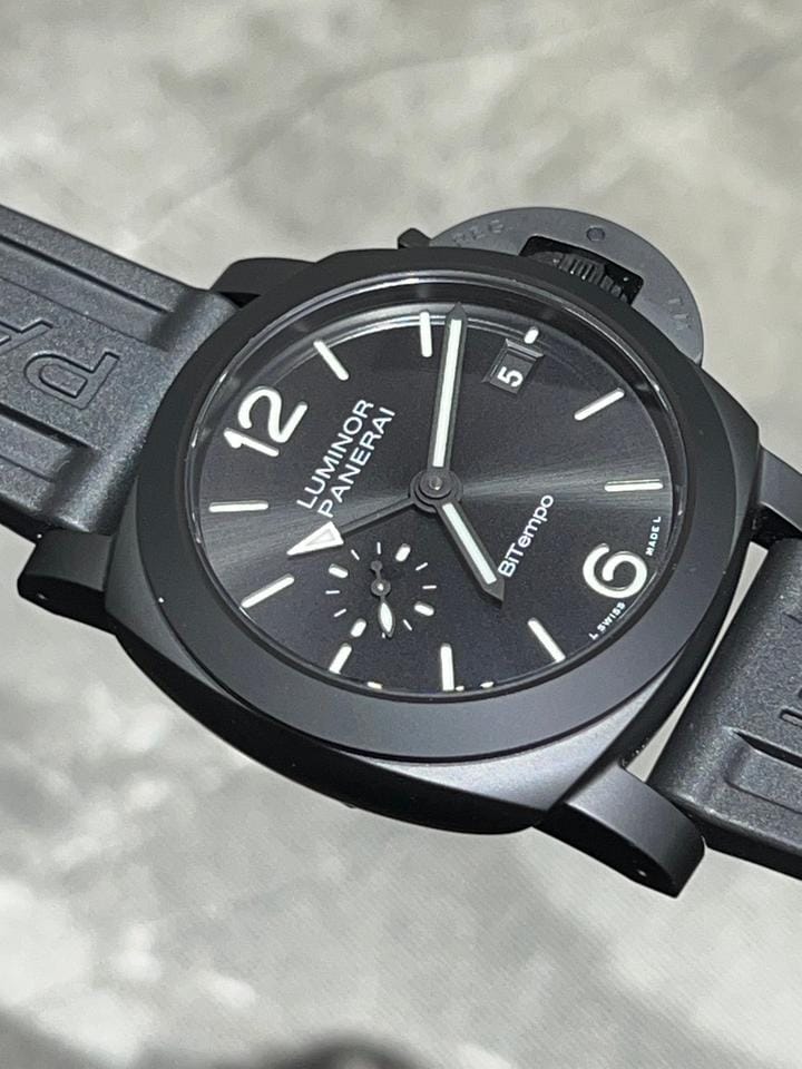 Panerai PAM01460 Automatic 2026 Ceramic Like new & unworn