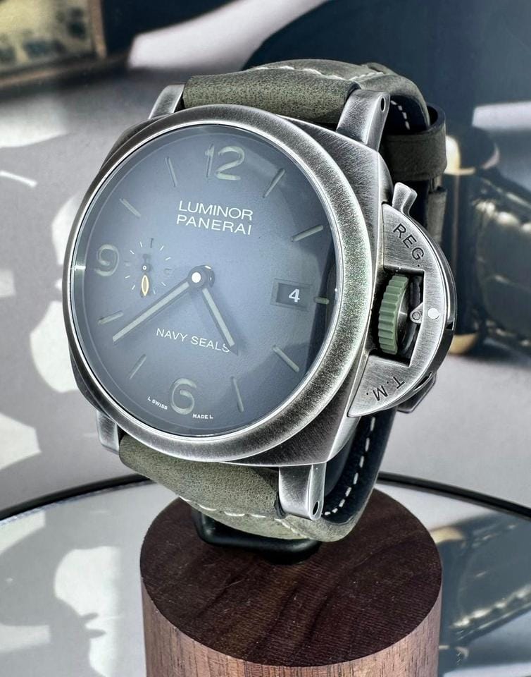 Panerai Luminor Marina Navy Seals Pam01412 44mm