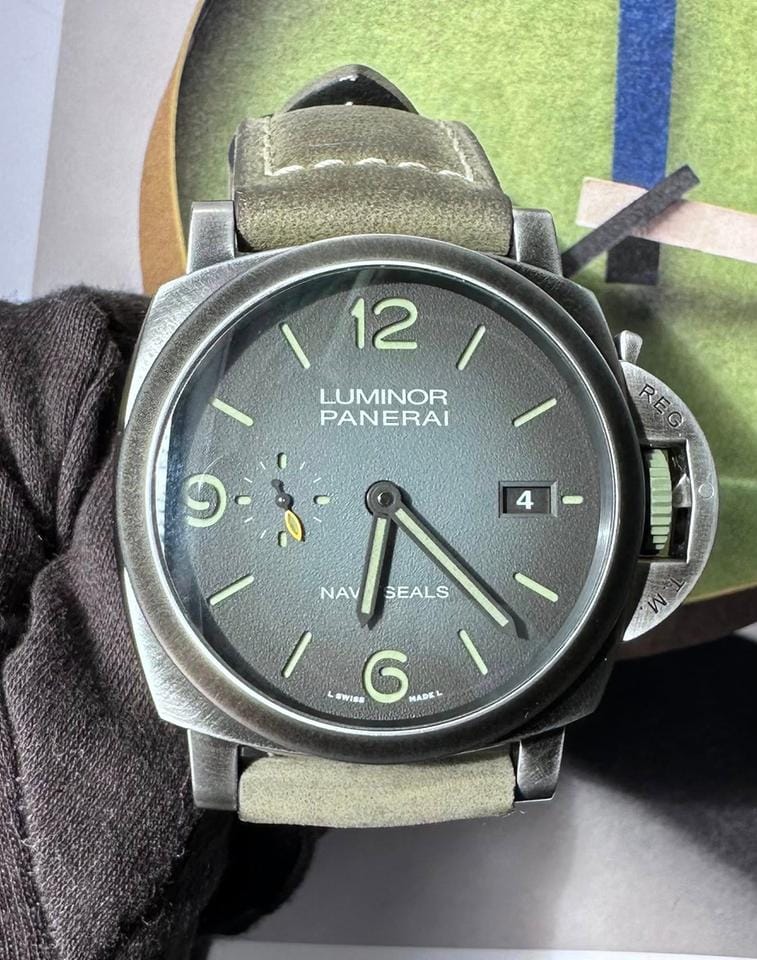 Panerai Luminor Marina Navy Seals Pam01412 44mm