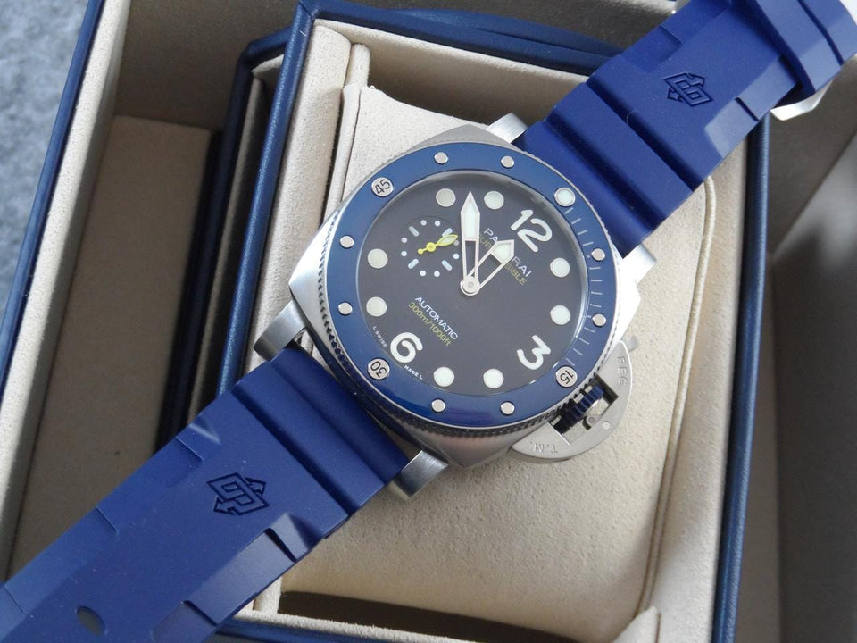 Panerai Submersible Quarantaquattro Mike Horn Pam01676 Full Sett