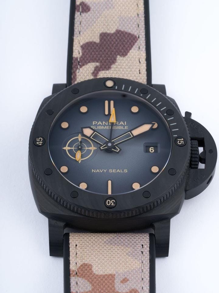Panerai Submersible Quarantaquattro Gmt Navy Seals Limited Edition