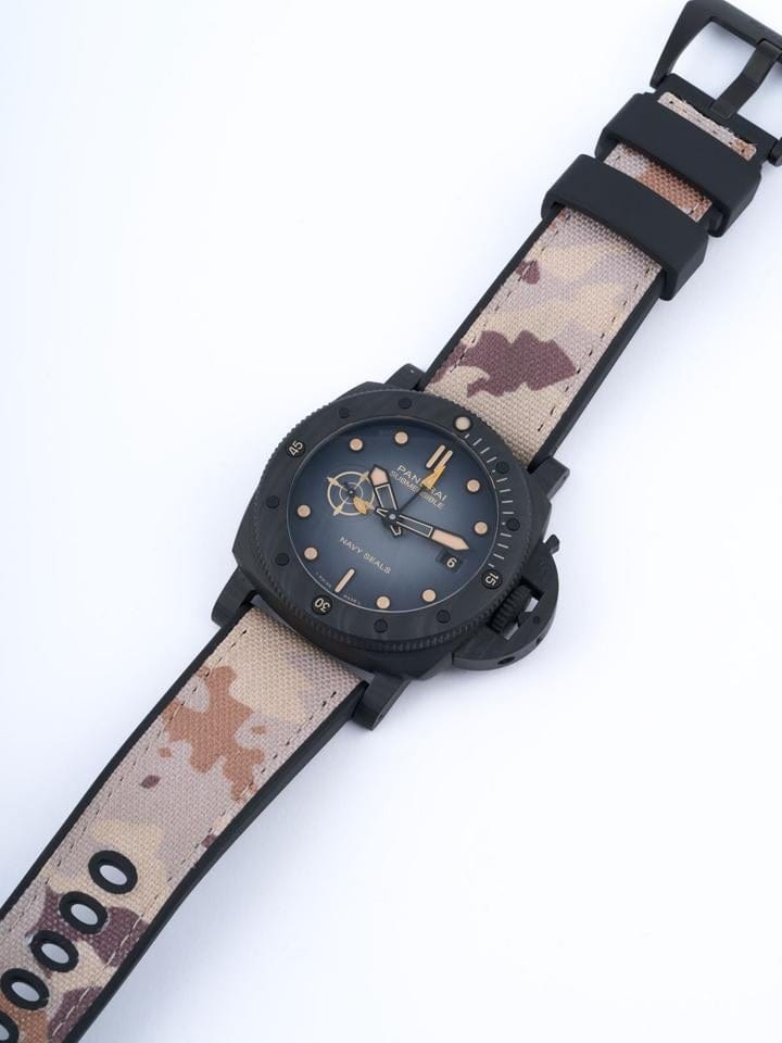Panerai Submersible Quarantaquattro Gmt Navy Seals Limited Edition