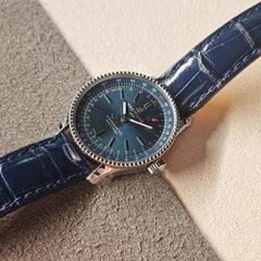 Breitling Navitimer