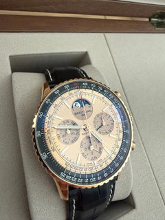 Breitling Navitimer