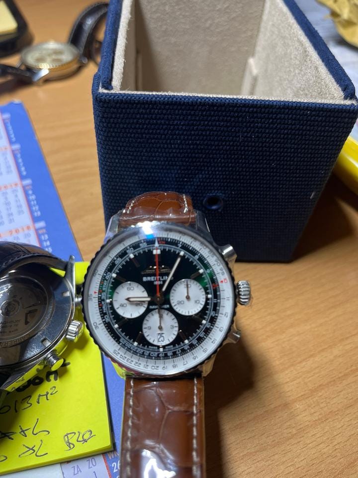 Breitling Navitimer