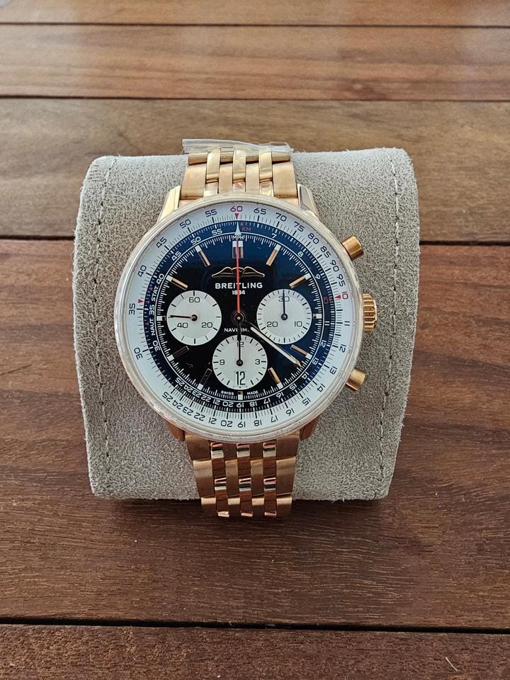 Breitling Navitimer