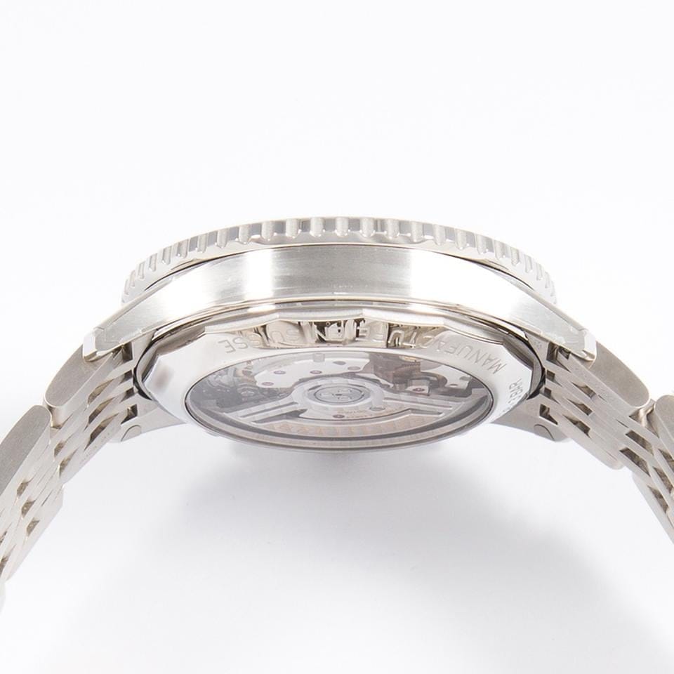 Breitling Navitimer