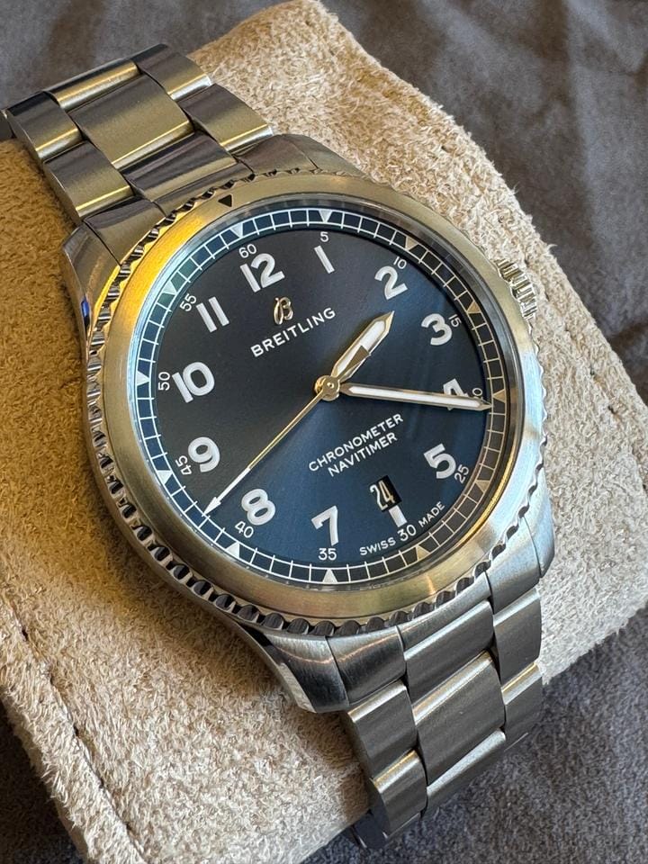 Breitling Navitimer