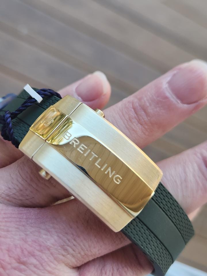 Breitling Superocean 42 Automatic 42 Bronze Green N17375201 L1 S1