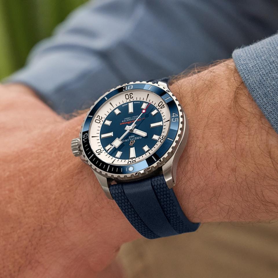 Breitling Superocean 42 UNWORN 2025 Superocean Automatic 42mm A17375 E71 C1 S1 box & papers