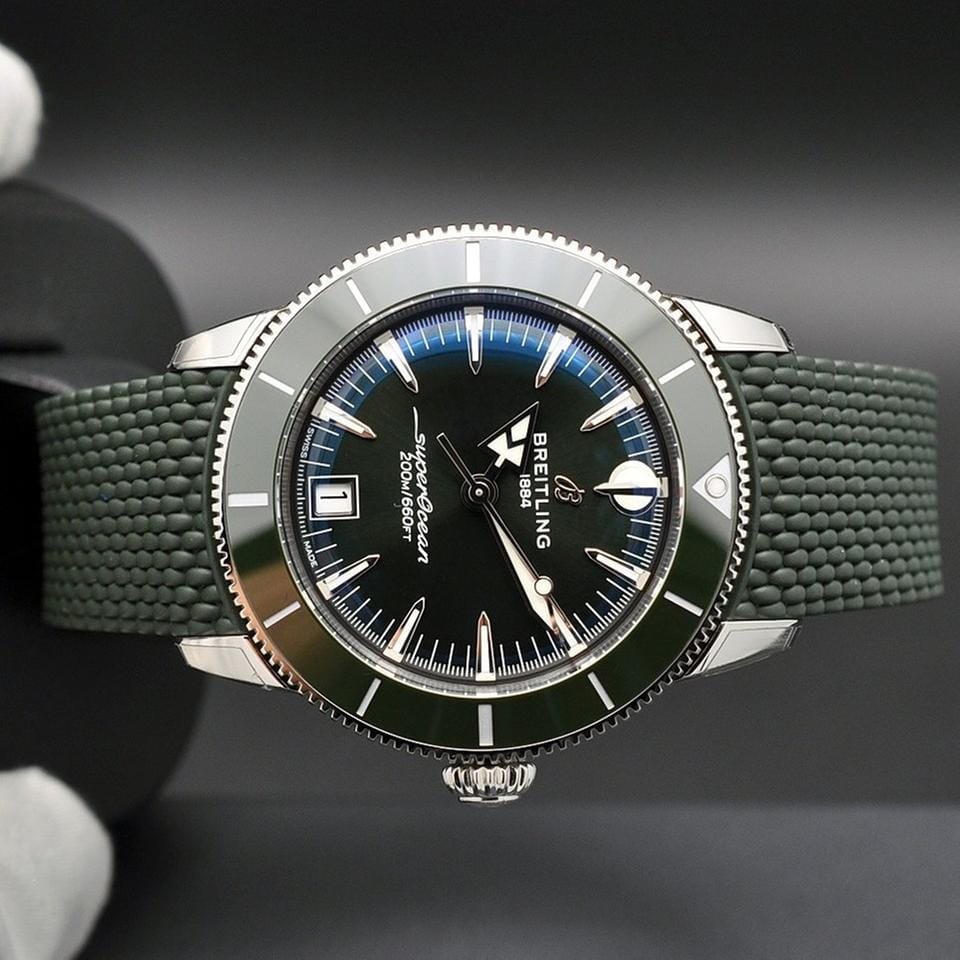 Breitling Superocean Heritage NEW Full Set Green Superocean Heritage B31 Automatic 40