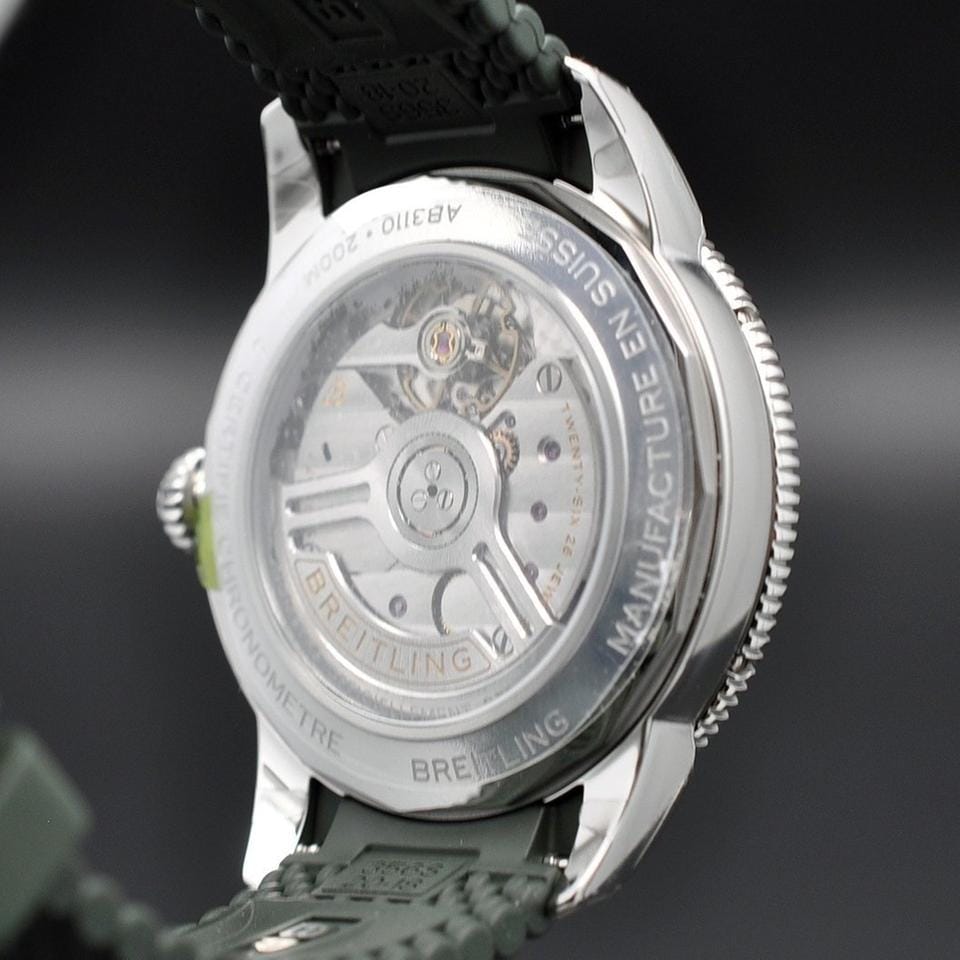 Breitling Superocean Heritage NEW Full Set Green Superocean Heritage B31 Automatic 40