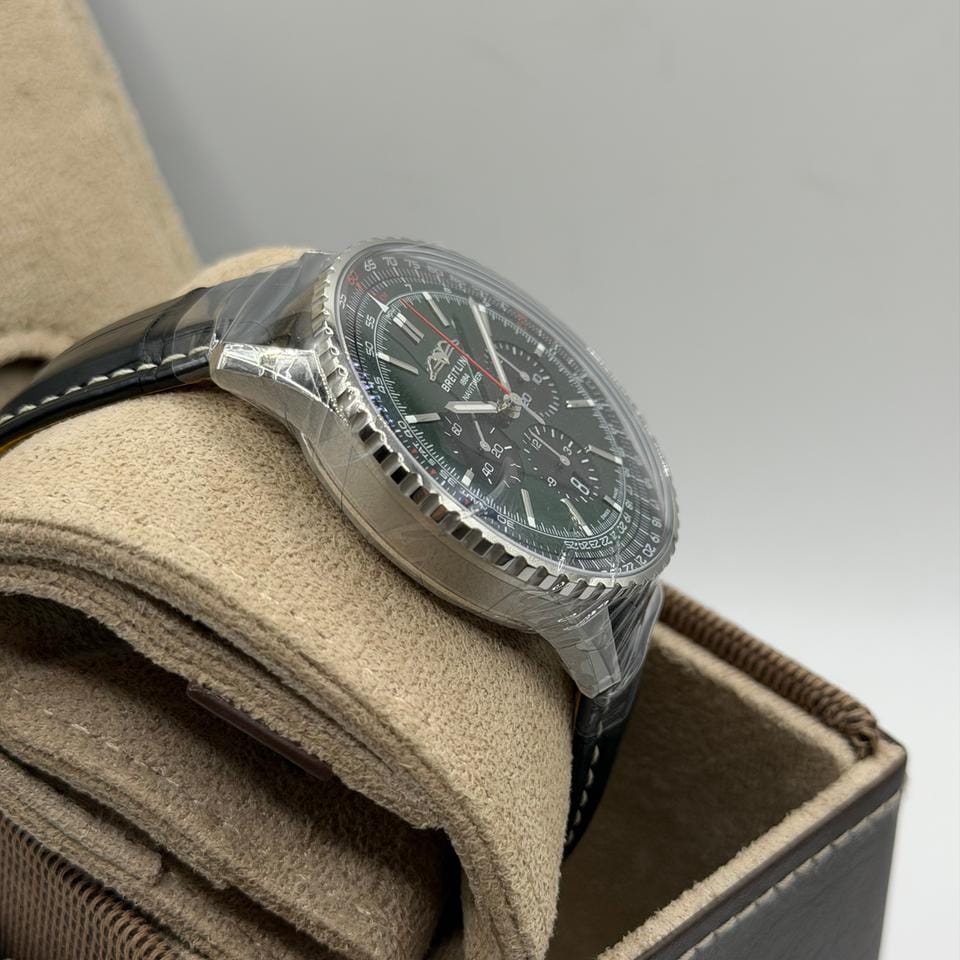Breitling Navitimer 1 B01 Chronograph[April 2026] Full Set Freshly Dated - Navitimer B01 Chronograph