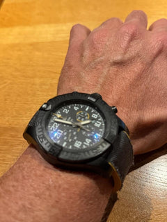 Breitling Avenger Hurricane50mm XB1210 E4/BE89
