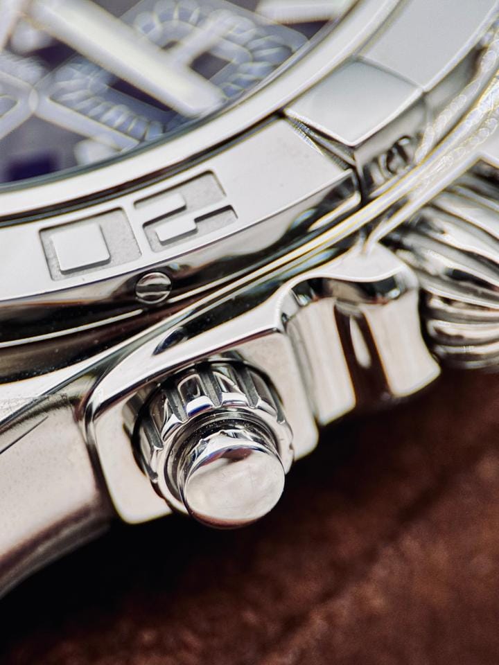 Breitling Chronomat 44 Carbon Fiber Dial ( Full stickers - Below MSRP)