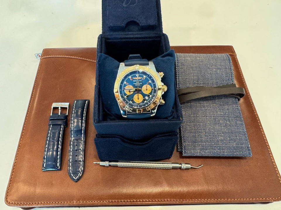Breitling Chronomat 44 SALE 10/10 RARE 1 OWNER 18 K “ROSE” GOLD BLUE ALLIGATOR STRAP