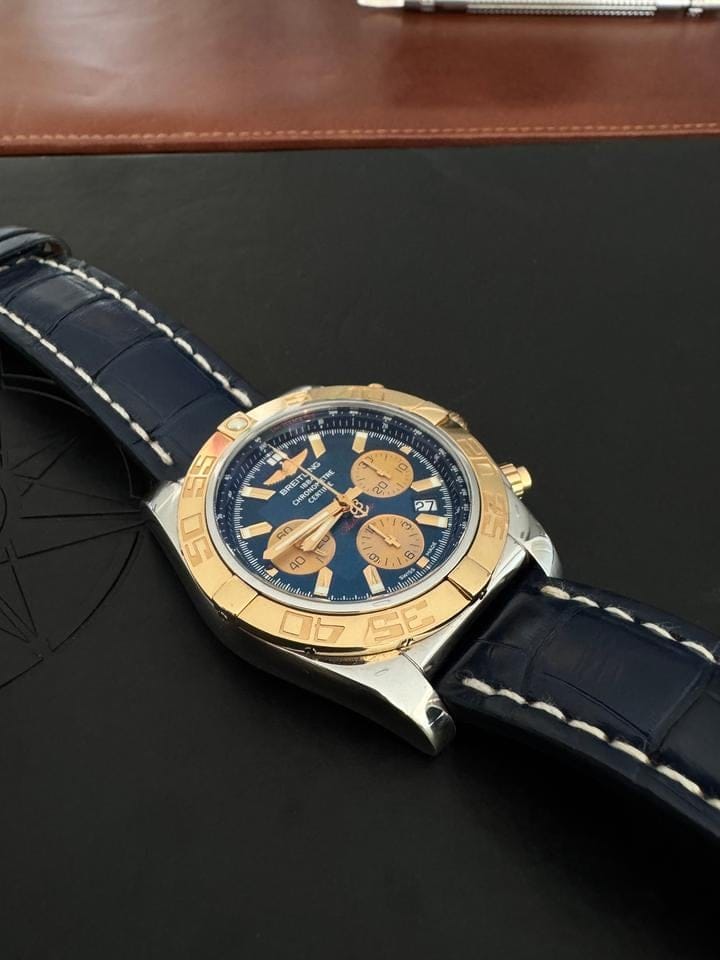 Breitling Chronomat 44 SALE 10/10 RARE 1 OWNER 18 K “ROSE” GOLD BLUE ALLIGATOR STRAP