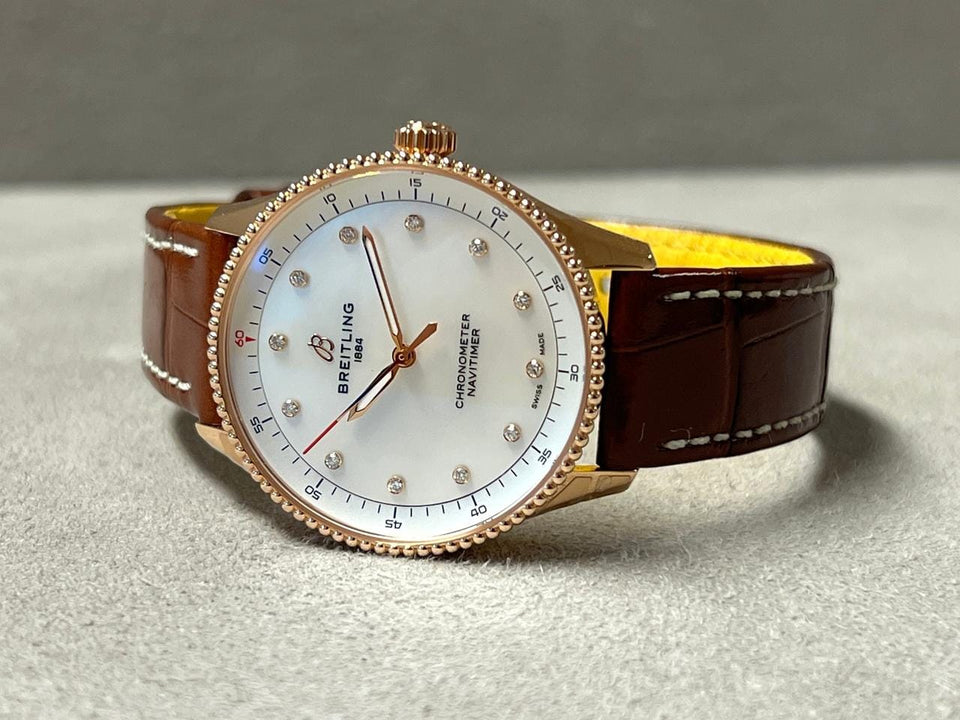 Breitling Navitimer32 | NEU/Fullset/Sticker | 18kt. Gold | Diamanten Zifferblatt