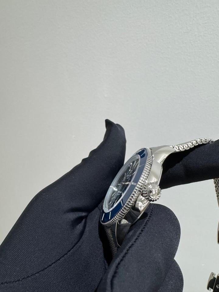 Breitling Superocean Heritage B31 Automatic 40 Watch Kelly Limited Edition - 1 of 500. Like new.