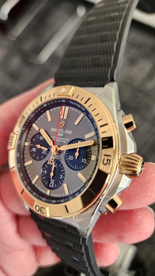Breitling Chronomat 42 B01 Rose Gold Bezel 42mm Mens Watch NEW UNWORN FULL SET