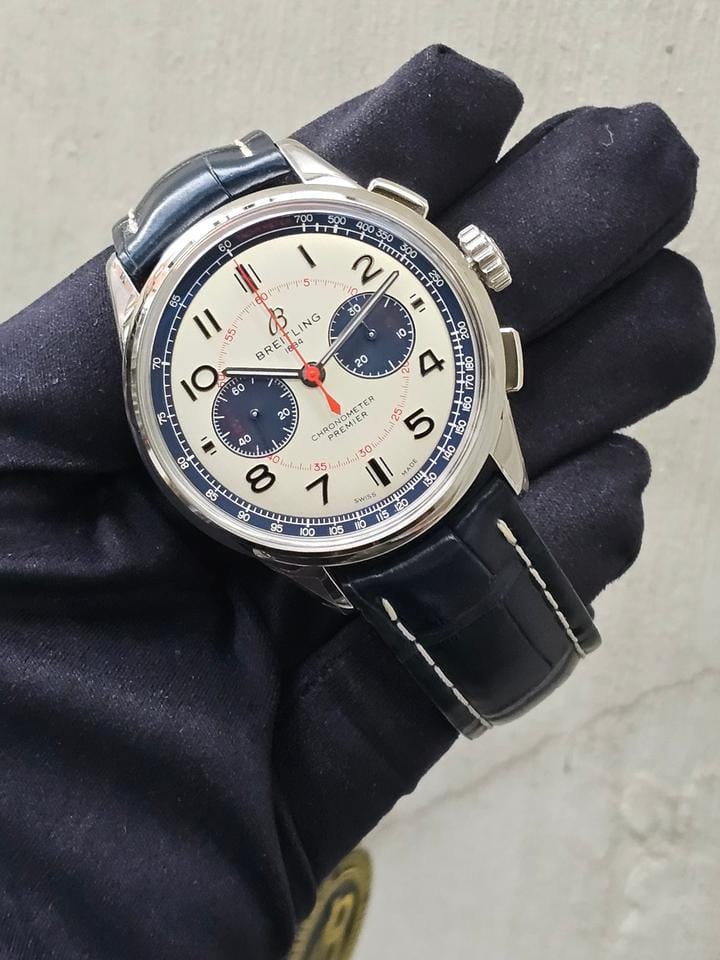 Breitling for Bentley Premier B01 Chronograph 42 Bentley Mulliner - Box & Papers 2025 Unworn - White Dial