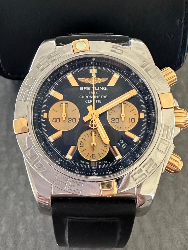 Breitling Chronomat 44 B01