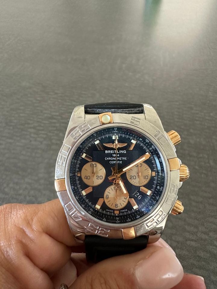 Breitling Chronomat 44 B01