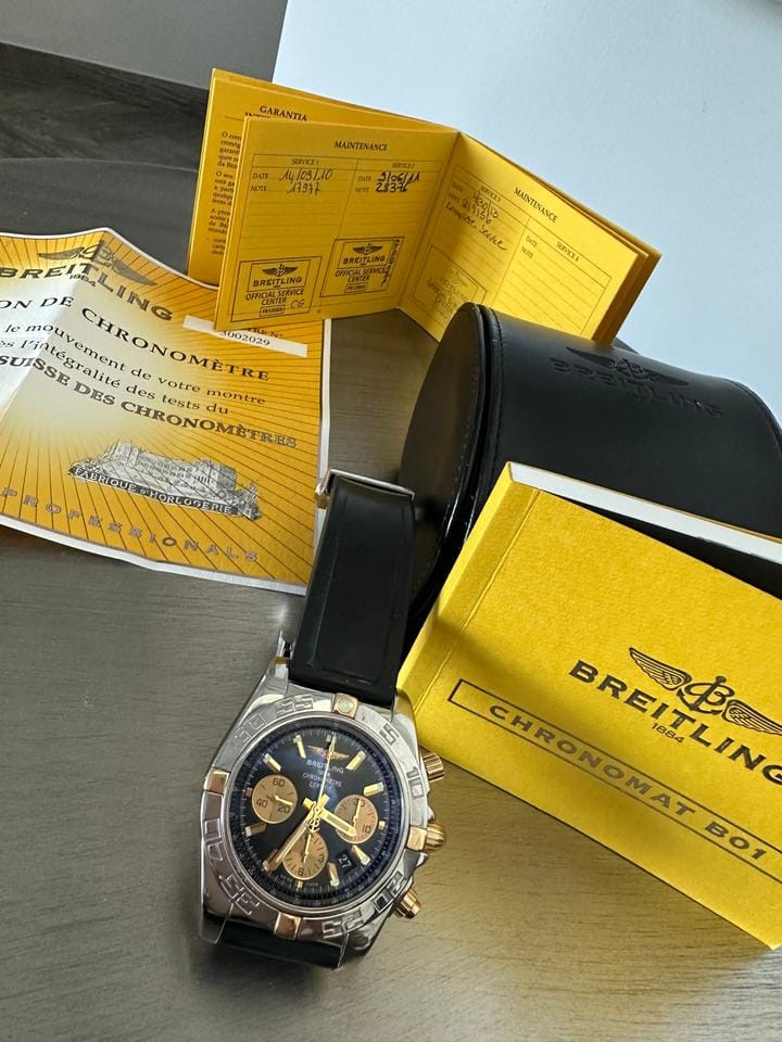 Breitling Chronomat 44 B01