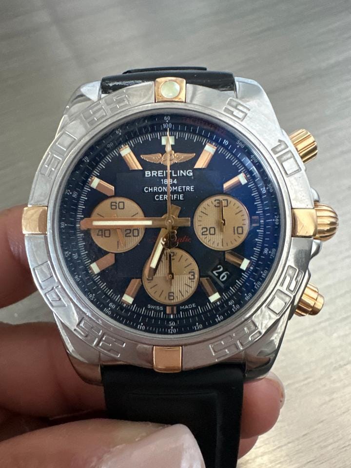 Breitling Chronomat 44 B01
