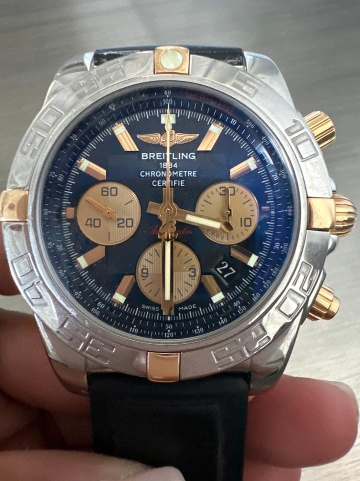 Breitling Chronomat 44 B01