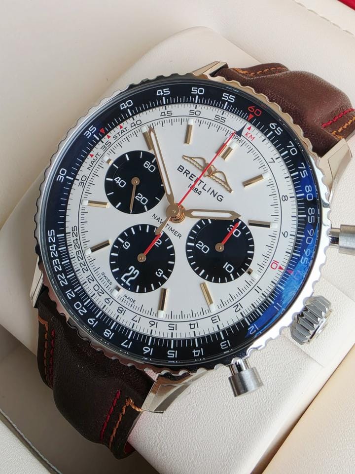 Breitling Navitimer 1 B01 Chronograph43 Warranty till 2034