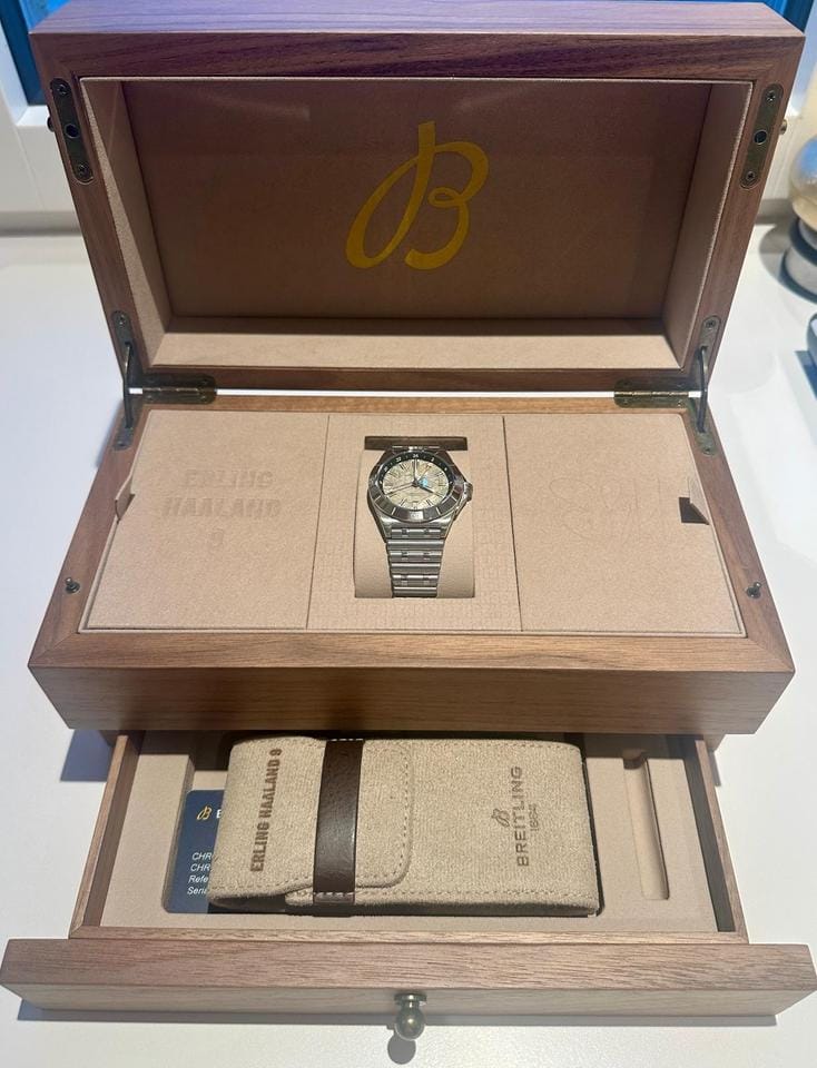 Breitling Chronomat GMT40 Erling Haaland Chronomat Full Set Special Edition Erling Haaland / Unworn & warranty