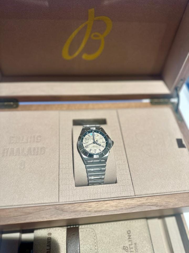 Breitling Chronomat GMT40 Erling Haaland Chronomat Full Set Special Edition Erling Haaland / Unworn & warranty