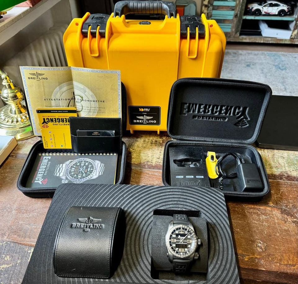 Breitling Emergency Black Full Set ungetragen Service neu Garantie