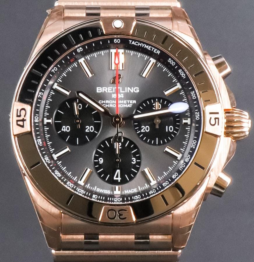 Breitling Chronomat B01 NEW 2023 VERKLEBT ROSEGOLD