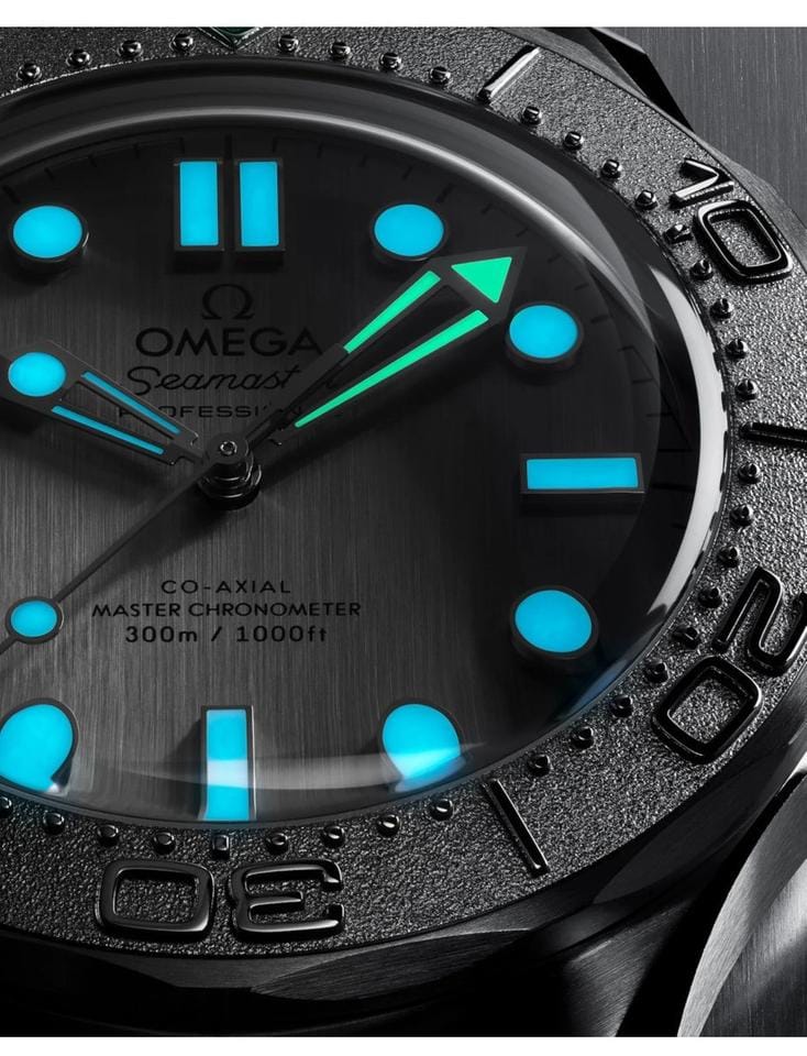 Omega Seamaster Diver 300 M42mm Gray Dial Diver 300m 42mm 210.32.42.20.06.002 Rubber strap