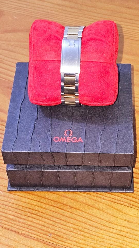 Omega Genève