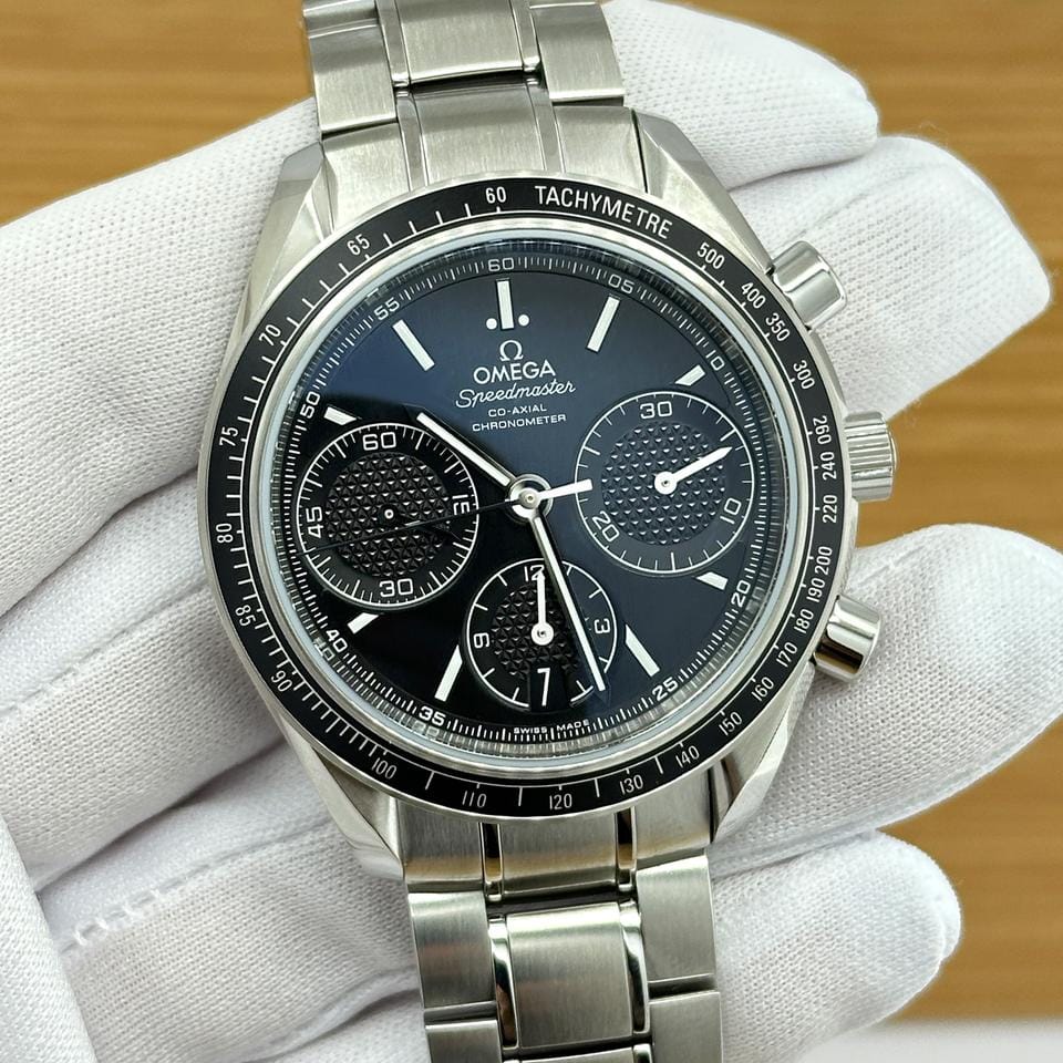 Omega Speedmaster Racing Unworn 2026 / 326.30.40.50.01.001