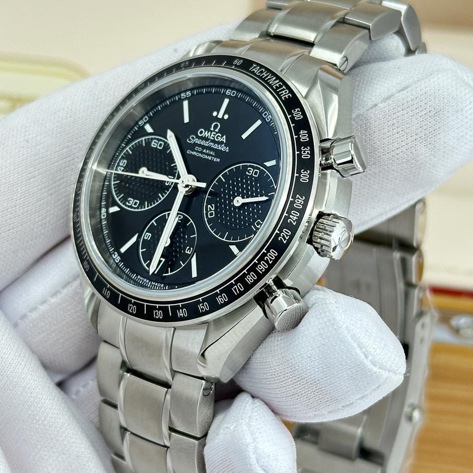 Omega Speedmaster Racing Unworn 2026 / 326.30.40.50.01.001
