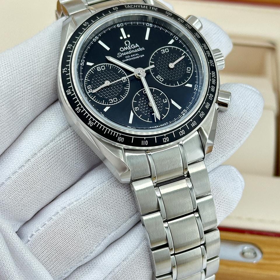 Omega Speedmaster Racing Unworn 2026 / 326.30.40.50.01.001