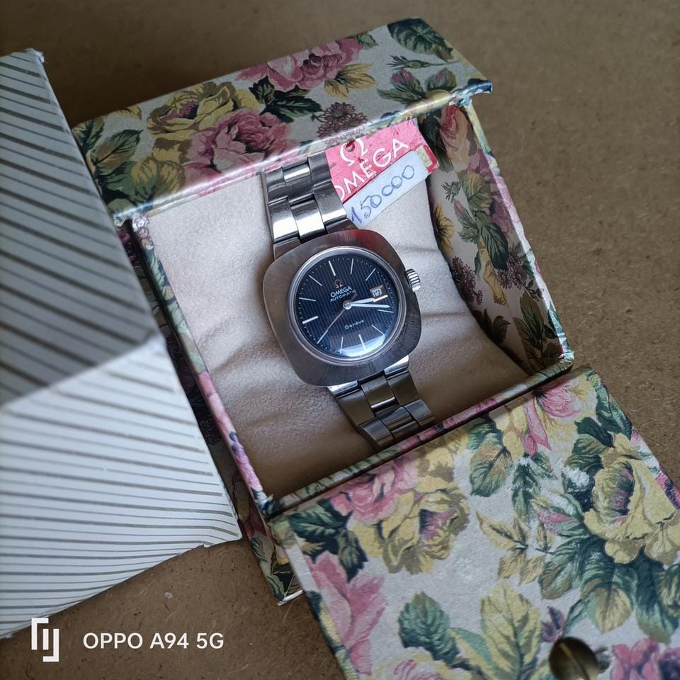 Omega Genève