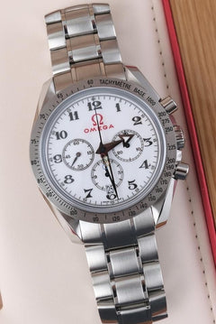 Omega Speedmaster Broad Arrow Olympic 32110425004001 Original Papiere + Box 99% NEW 2022