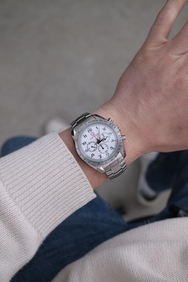 Omega Speedmaster Broad Arrow Olympic 32110425004001 Original Papiere + Box 99% NEW 2022