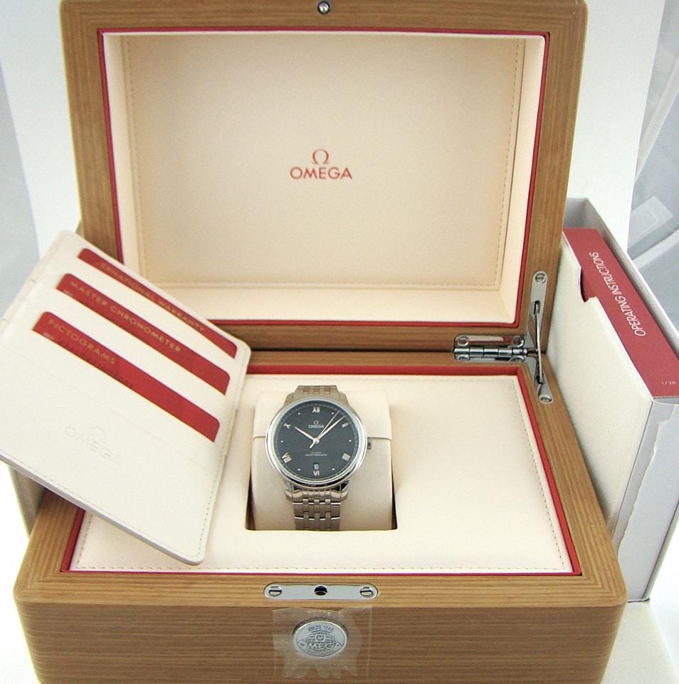 Omega De Ville Prestige Black Dial 40mm New. Complete set. Omega Warranty.