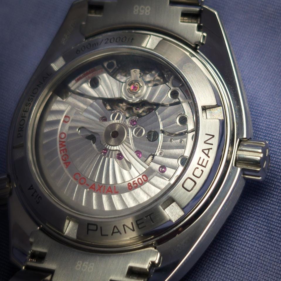 Omega Seamaster Planet Ocean White Dial & Bezel 232.30.42.21.04.001 B&P Excellent