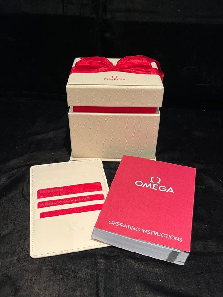 Omega Constellation Quartz Full Set/Unworn: Mother-of-Pearl Dial w Diamond Hour Marker