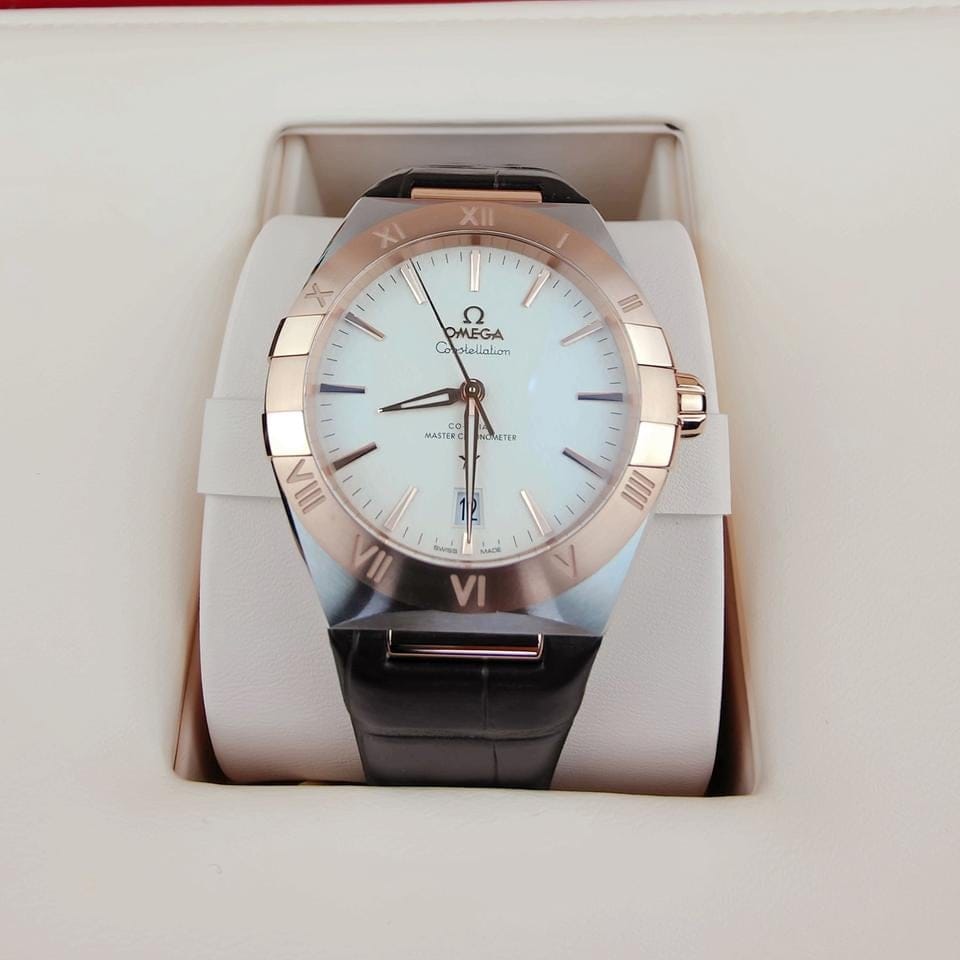 Omega Constellationautomatic 39mm metal Alligator leather watch 131.23.39.20.02.001 (H)