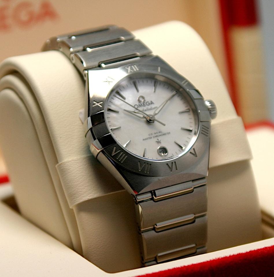 Omega Constellation Master Chronometer Manhattan