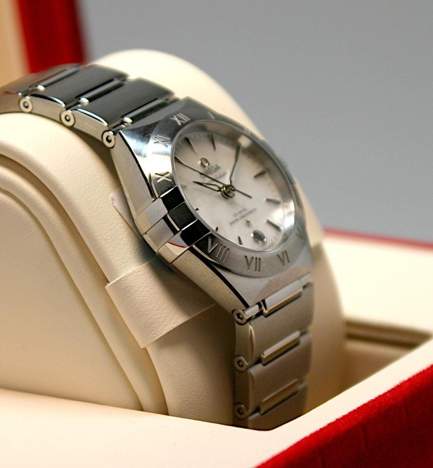 Omega Constellation Master Chronometer Manhattan